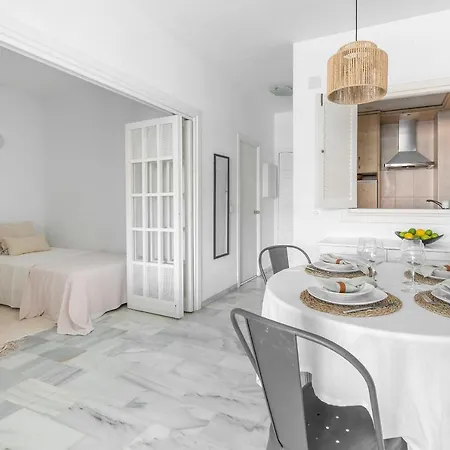 2bdr With Sea View In Golden Mile,