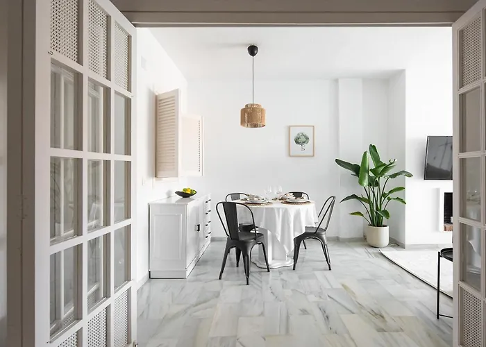2bdr With Sea View In Golden Mile, Апартаменты *