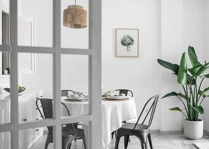 Апартаменты 2bdr With Sea View In Golden Mile, Марбелья