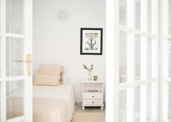 2bdr With Sea View In Golden Mile, Marbella